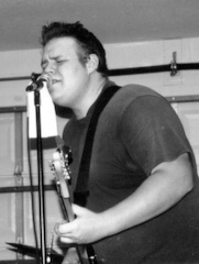 guy18.jpg (15097 bytes)